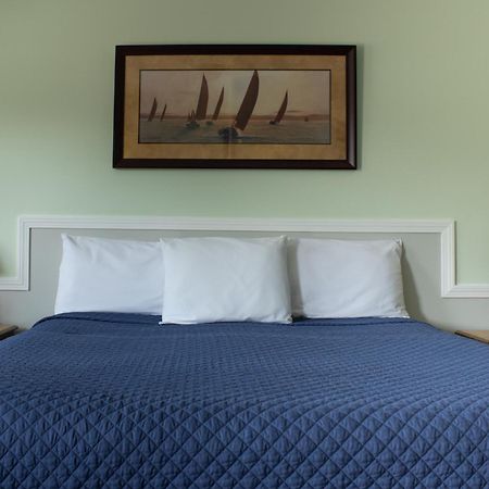 Bucksport Inn Bagian luar foto
