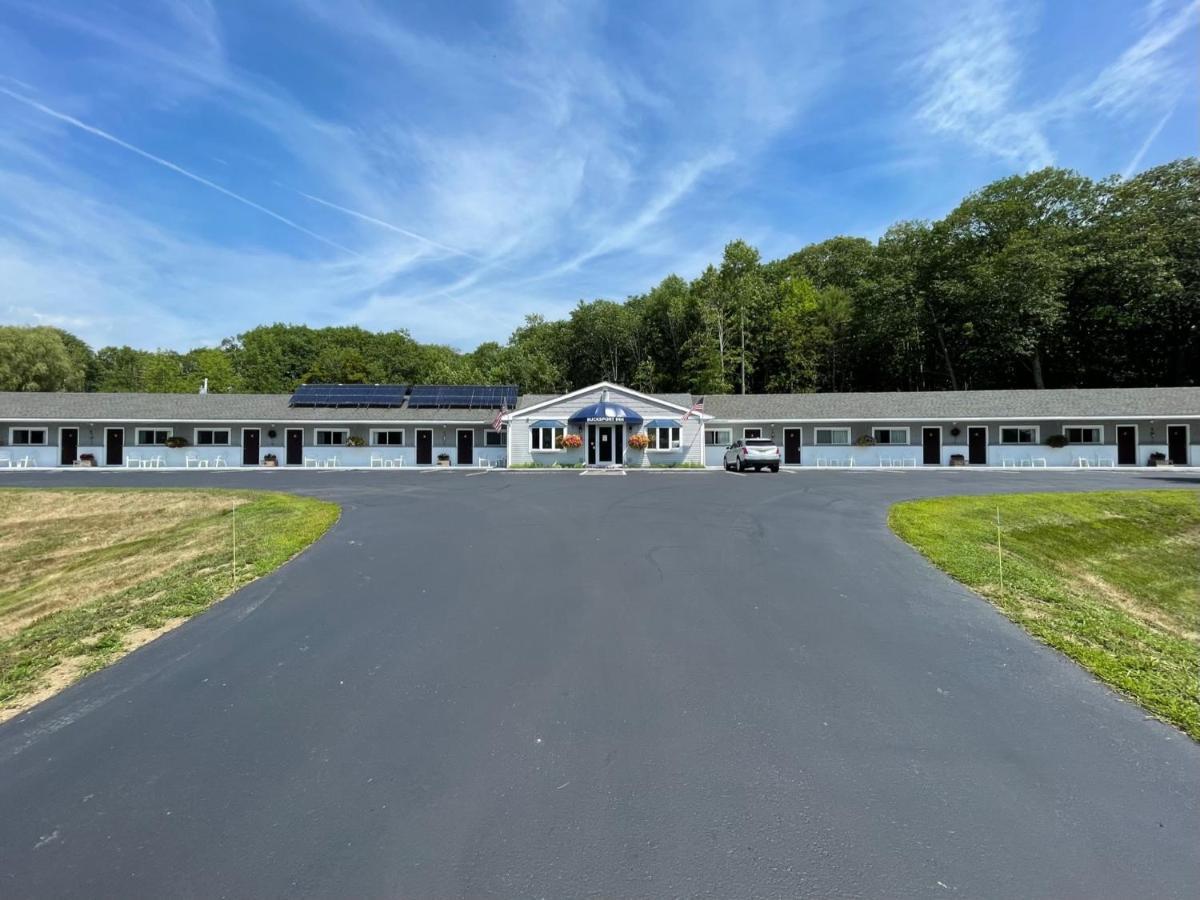 Bucksport Inn Bagian luar foto