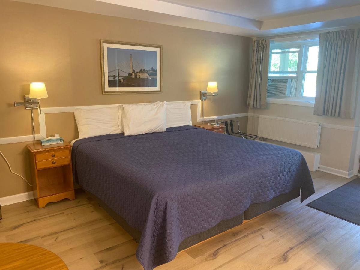 Bucksport Inn Bagian luar foto