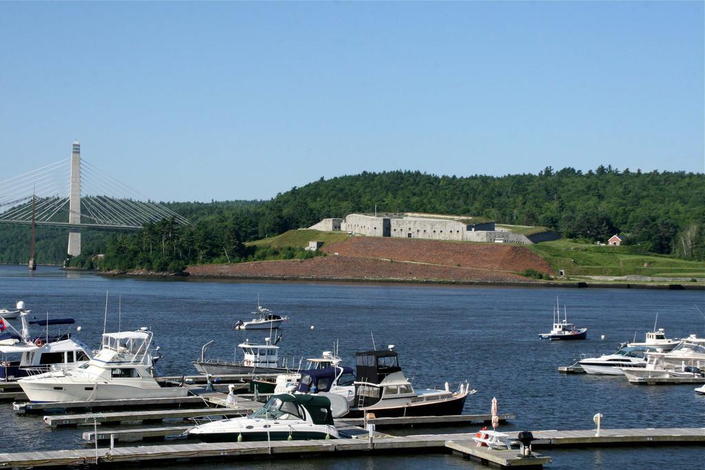Bucksport Inn Bagian luar foto